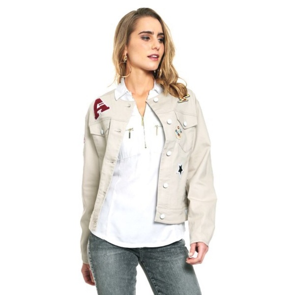 NEW GUESS WOMENS ECRU PATCH JACKET SZ XS/S - Picture 4 of 6